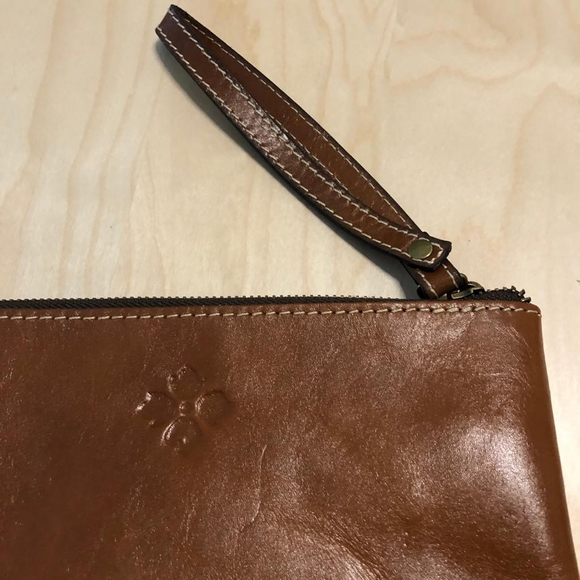 Patricia Nash | Wristlet - Picture 3 of 4